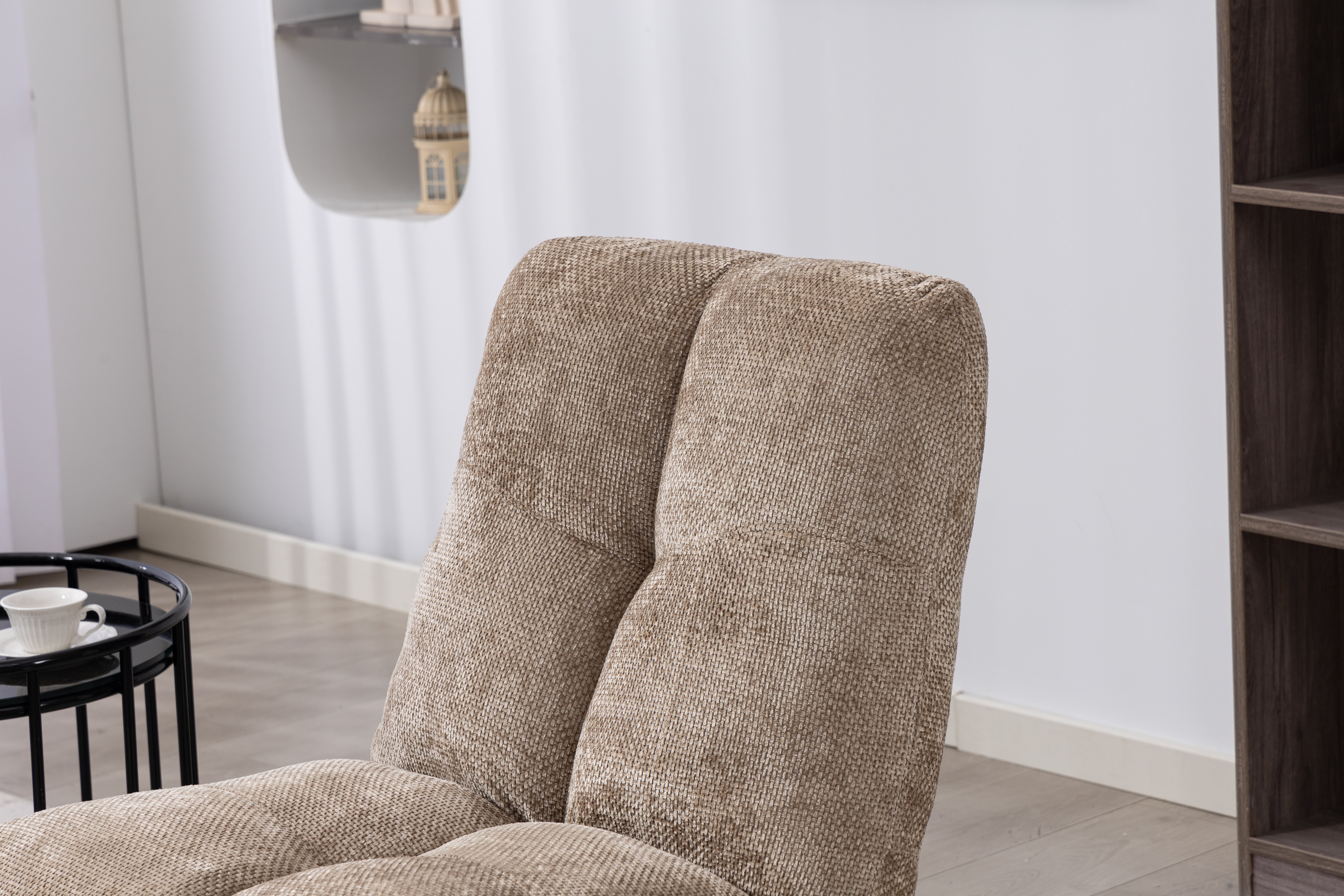 Pulse Swivel Chair with Stool