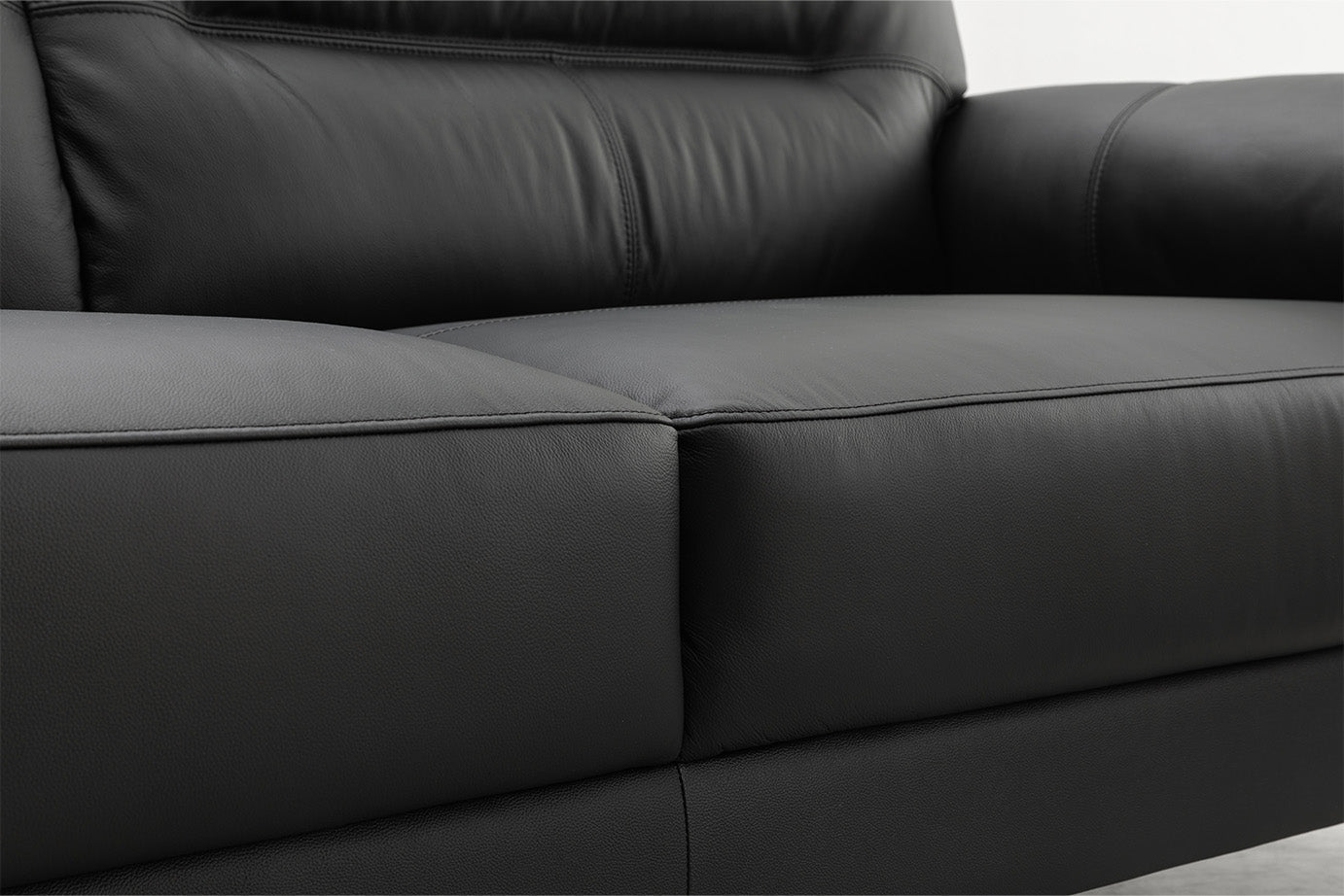 Sofia Leather Lounge Suite