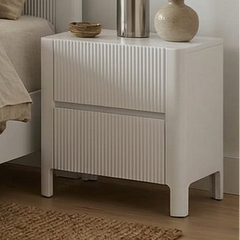 Pari Bedside