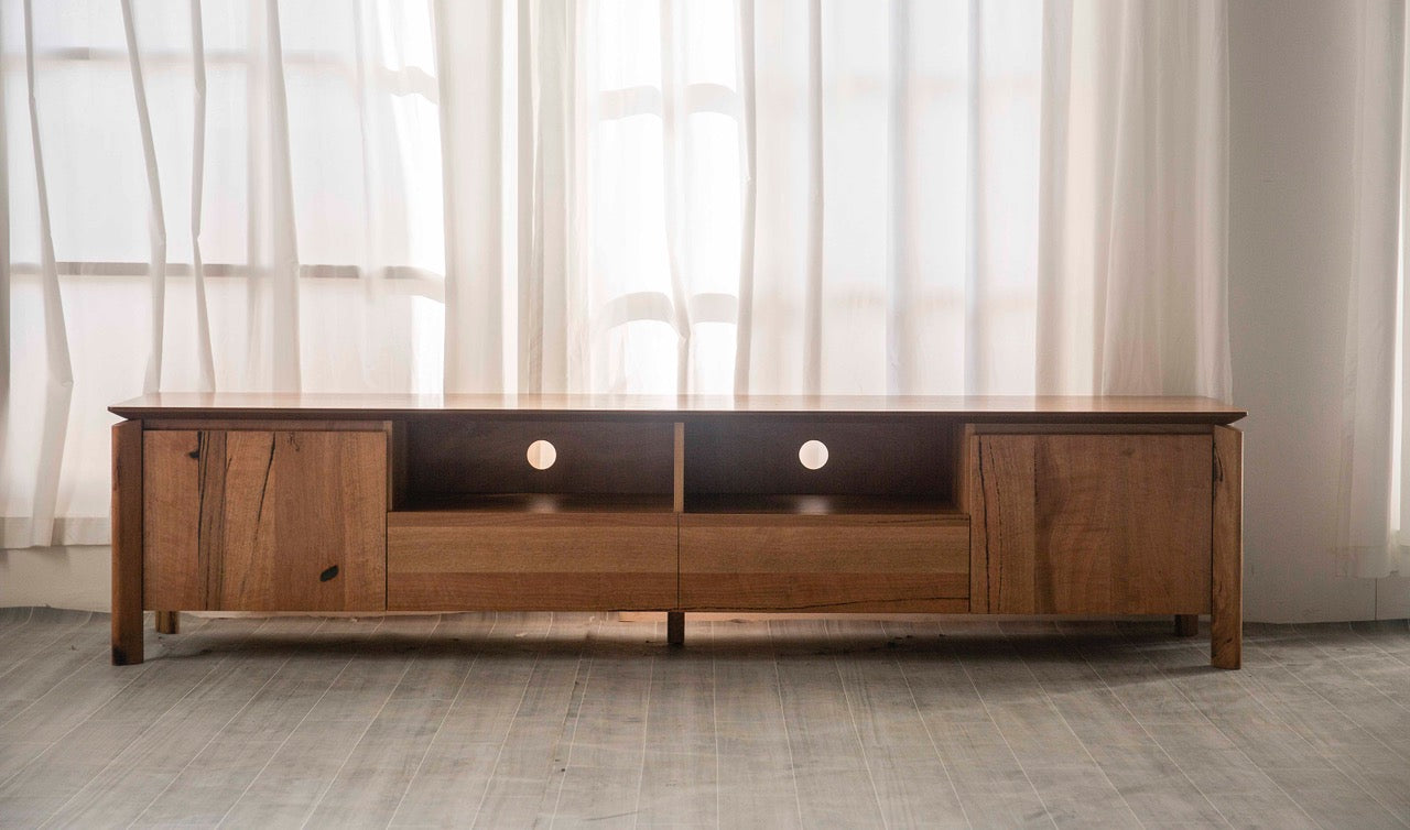Atherton 2200 2Dr 2Drw Entertainment Unit