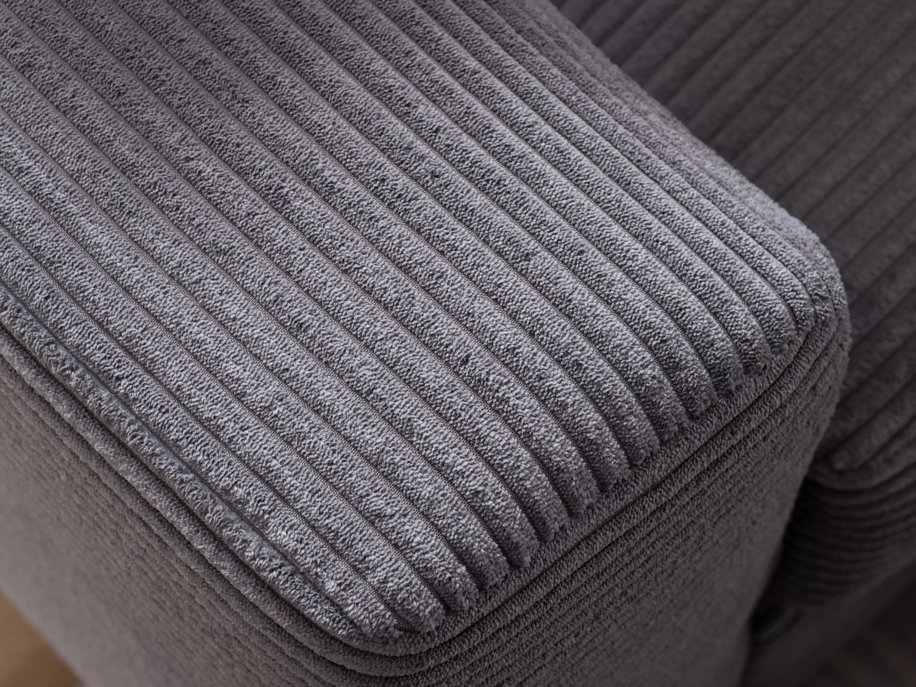 Bridgewater Fabric Lounge & Sectional